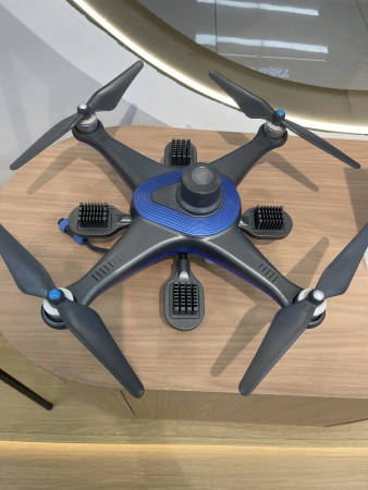 The system illumination hovering unmanned aerial vehicle The system illumination hovering unmanned aerial vehicle